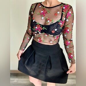 H&M High Waisted Black Pleated Skirt Small Stretchy